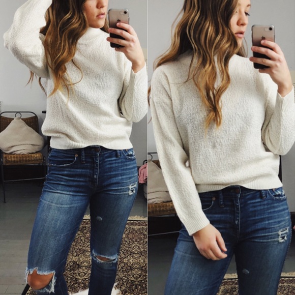 Vintage Sweaters - Vintage Sparkly White Crewneck Sweater